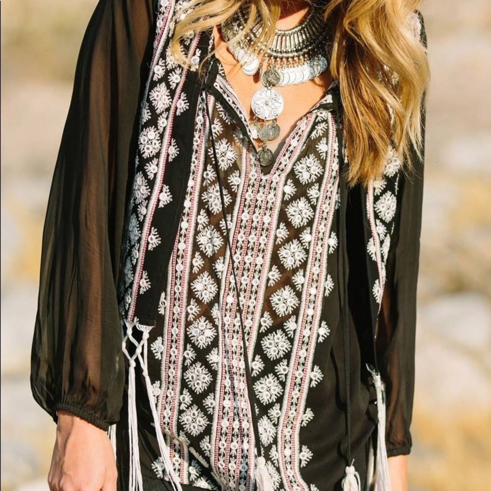 Miss June Paris - Stone top - black